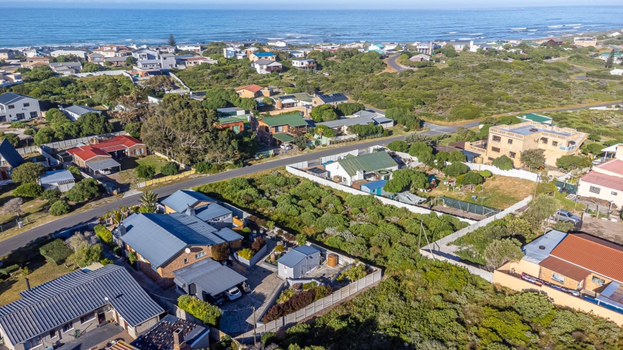 0 Bedroom Property for Sale in Pearly Beach Western Cape